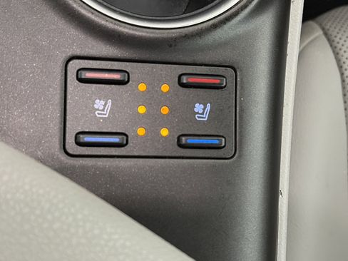 Used 2024 Toyota Camry XLE image 25