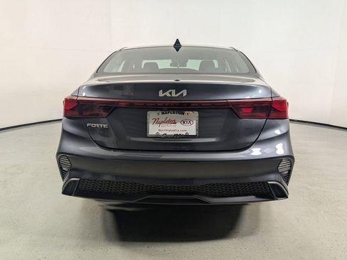 Used 2024 Kia Forte LXS w/ LXS Technology Package FWD image 6