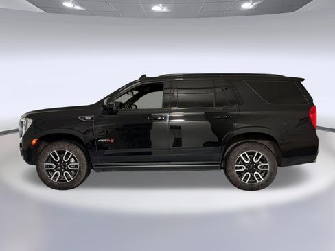 Used 2024 GMC Yukon AT4 w/ AT4 Premium Package AWD/4WD image 2