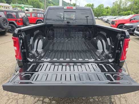 New 2026 RAM 1500 Big Horn AWD/4WD image 12