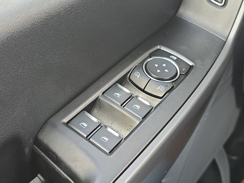 Certified 2025 Ford F250 XLT image 13