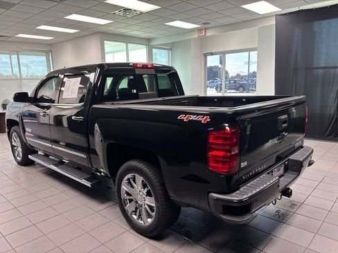 Used 2015 Chevrolet Silverado 1500 High Country w/ High Country Premium Package AWD/4WD image 6
