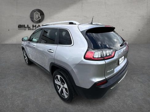 Used 2019 Jeep Cherokee Limited w/ Luxury Group AWD/4WD image 9