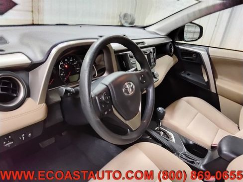 Used 2013 Toyota RAV4 XLE FWD image 11