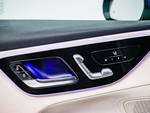 Used 2026 Mercedes-Benz GLC 300 image 19