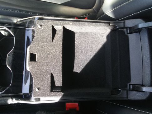 Used 2022 Jeep Grand Cherokee Limited image 19