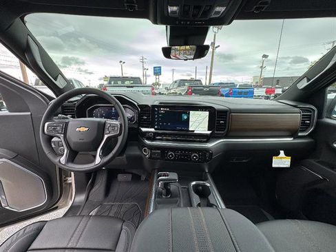 New 2026 Chevrolet Silverado 1500 High Country w/ High Country Premium Package AWD/4WD image 18