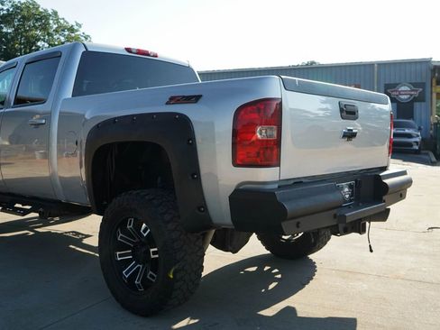 Used 2014 Chevrolet Silverado 2500 LT w/ Z71 Appearance Package AWD/4WD image 21