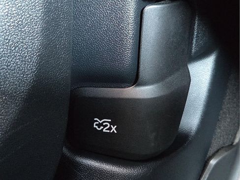 Used 2025 Ford Escape ST-Line image 22