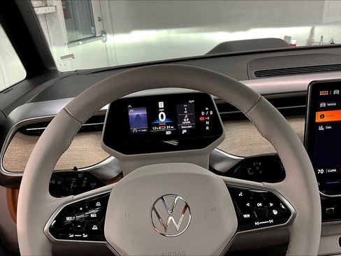 New 2025 Volkswagen ID. Buzz 1st Edition image 19