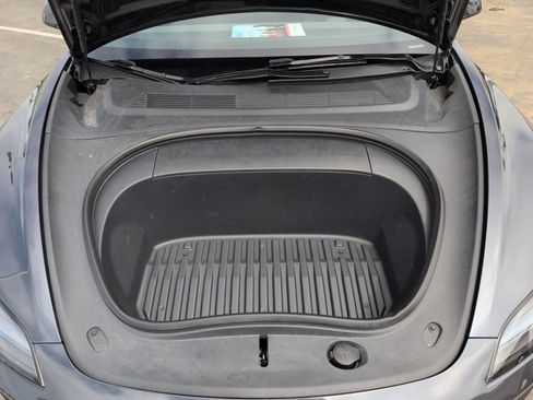 Used 2024 Tesla Model 3 image 25