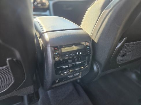 Used 2022 Jeep Grand Cherokee L Summit w/ Luxury Tech Group V image 22