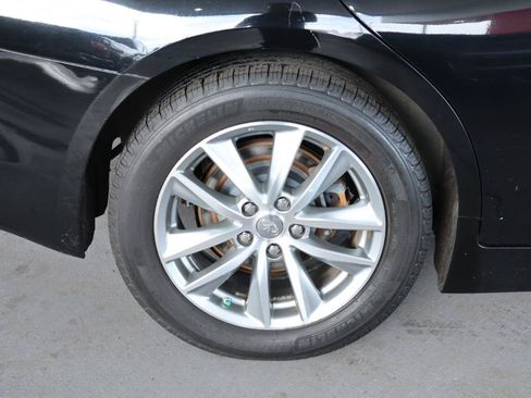 Used 2016 INFINITI Q50 3.0t Premium AWD/4WD image 5
