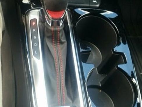 Used 2024 Chevrolet Trax RS w/ Driver Confidence Package FWD image 18