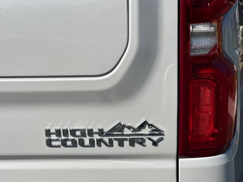 Used 2024 Chevrolet Silverado 1500 High Country w/ Technology Package image 52