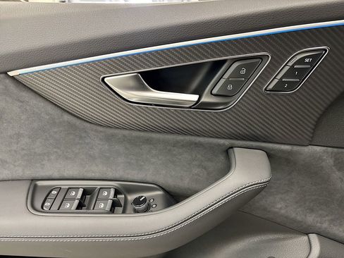 New 2026 Audi SQ7 Premium Plus AWD/4WD image 22