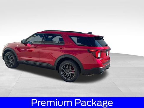 New 2026 Ford Explorer ST-Line w/ ST-Line Street Pack AWD/4WD image 3