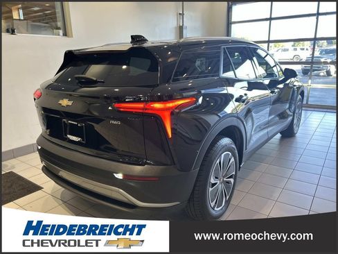 Used 2024 Chevrolet Blazer EV LT AWD/4WD image 4