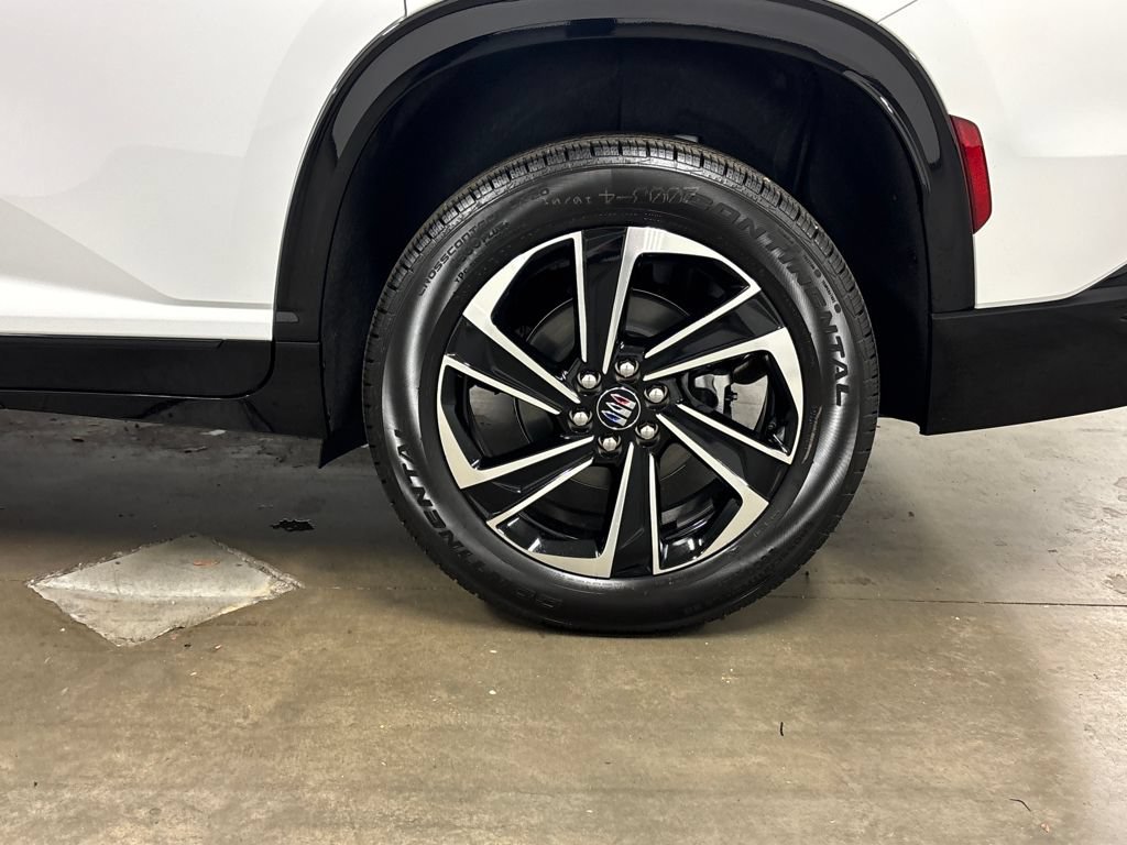 New 2026 Buick Enclave Sport Touring w/ Power Package FWD image 11