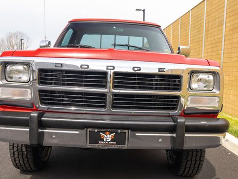 Used 1991 Dodge D/W Truck 250 image 28
