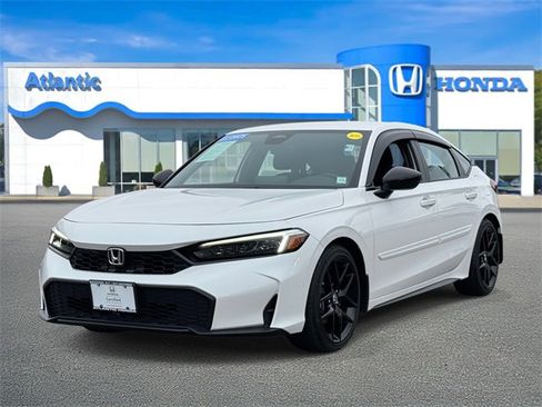 Used 2025 Honda Civic Sport image 2