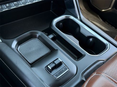 Used 2024 GMC Sierra 2500 Denali Ultimate w/ Max Trailering Package image 21