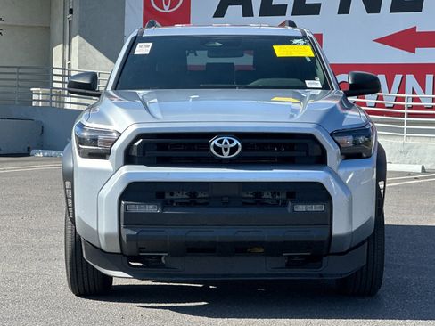 Used 2025 Toyota 4Runner SR5 image 7