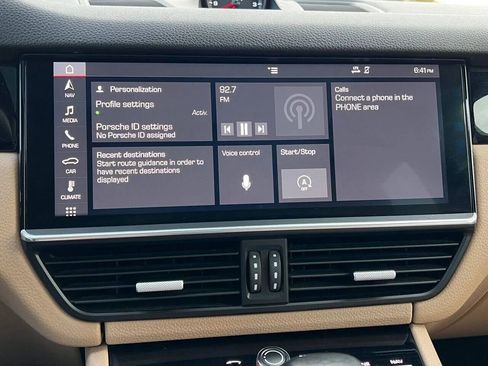 Used 2019 Porsche Cayenne image 31