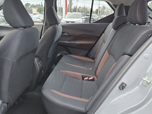 Used 2024 Nissan Kicks SR image 4