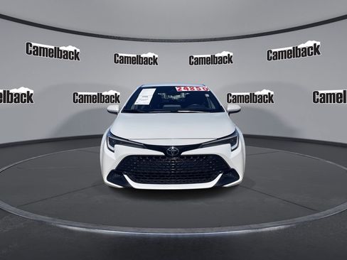 Used 2024 Toyota Corolla SE FWD image 2