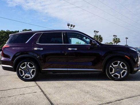 Used 2024 Hyundai Palisade SEL w/ Premium Package image 3