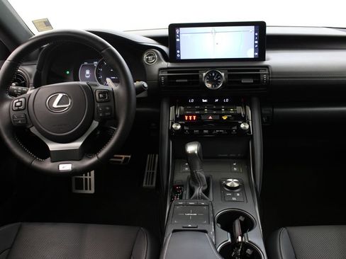 Used 2025 Lexus IS 350 F Sport w/ Navigation Package RWD image 9