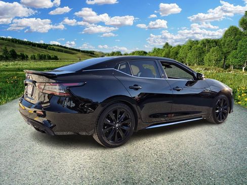 Used 2022 Nissan Maxima SR w/ Sport Mat Group image 7