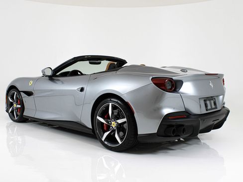 Certified 2023 Ferrari Portofino M RWD image 6