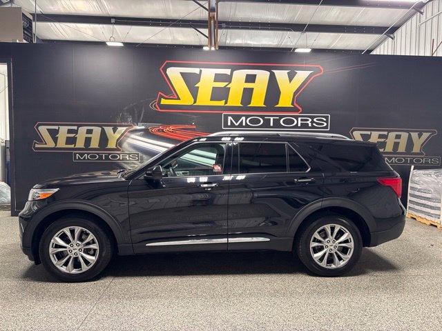 Used 2023 Ford Explorer Limited AWD/4WD image 3