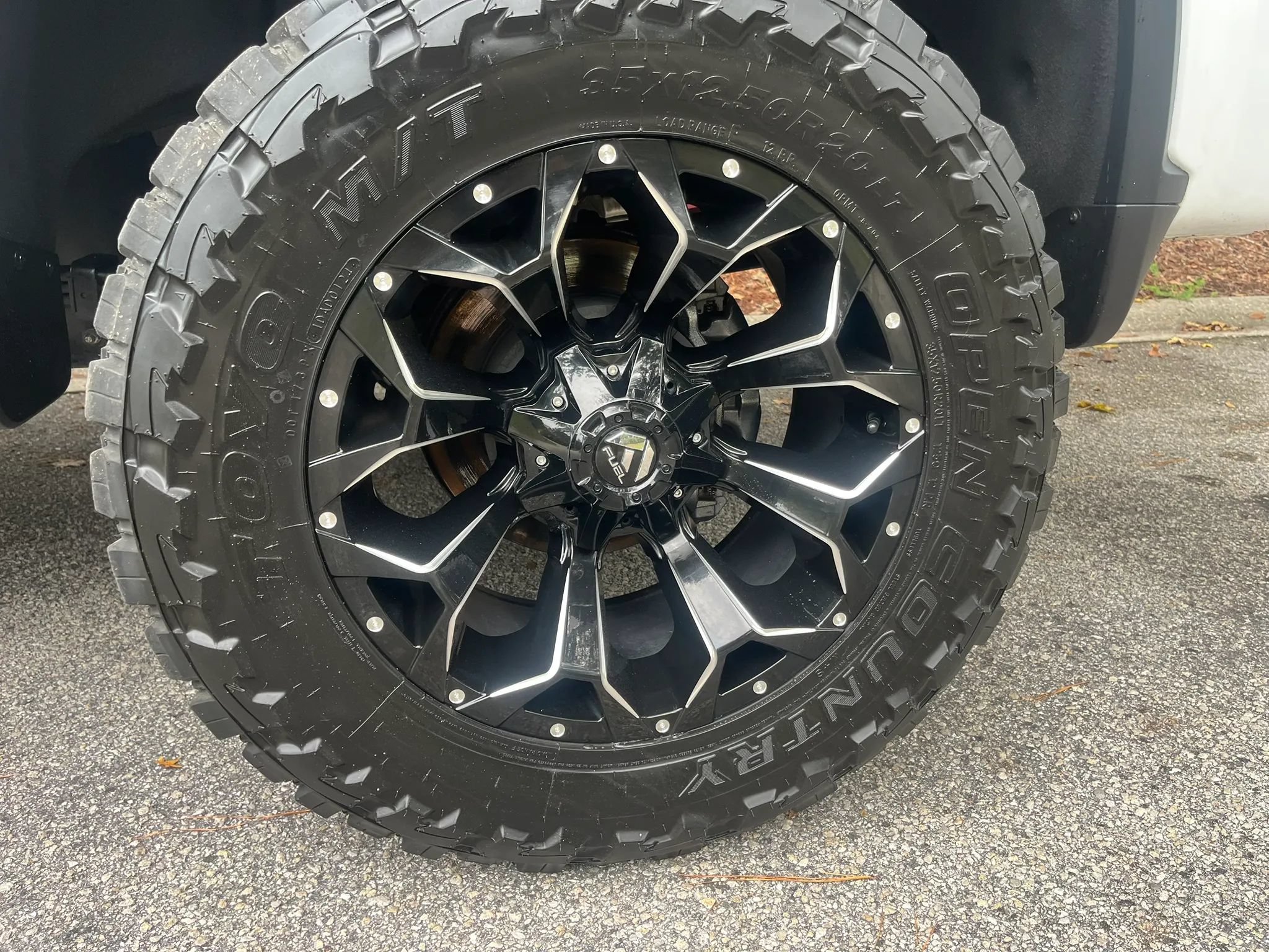 Used 2020 Chevrolet Silverado 2500 LT w/ Z71 Off-Road Package AWD/4WD image 8