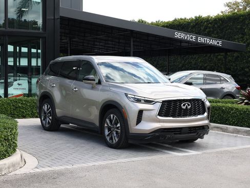 Certified 2023 INFINITI QX60 Luxe AWD/4WD image 2