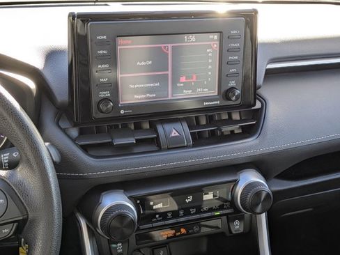 Certified 2020 Toyota RAV4 LE image 22