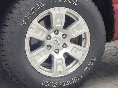 Used 2019 Nissan Titan SV RWD image 31