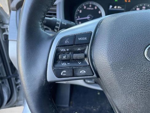 Used 2018 Hyundai Sonata Limited image 12