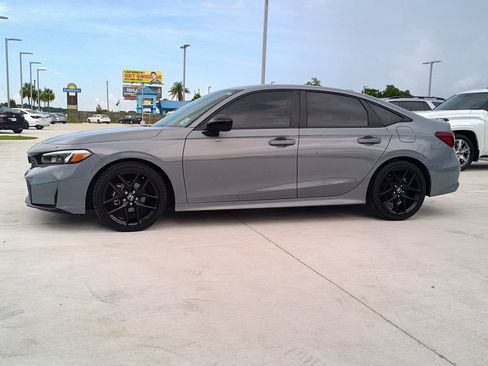 Used 2025 Honda Civic Sport image 3