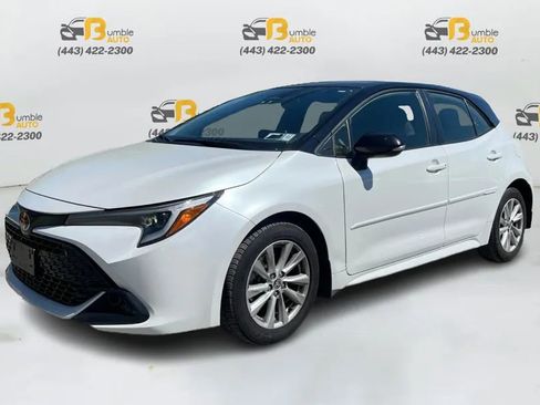 Used 2023 Toyota Corolla SE FWD image 1