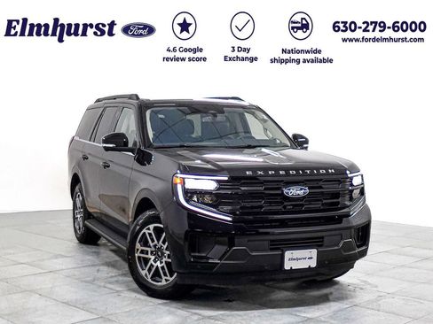 Used 2025 Ford Expedition Active AWD/4WD image 1