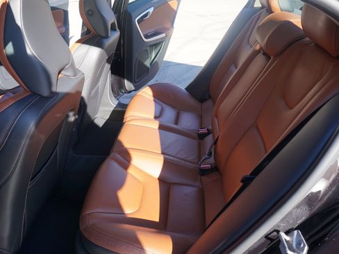 Used 2014 Volvo S60 T5 image 27