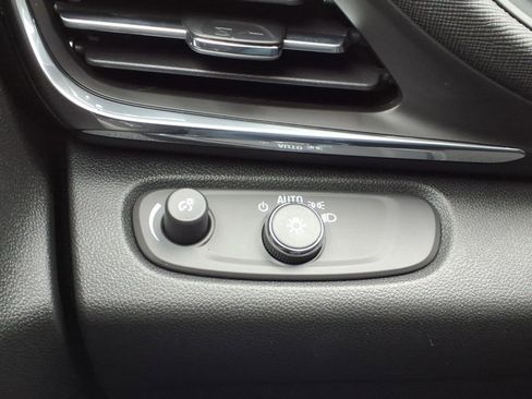 New 2026 Buick Envista Preferred w/ Convenience I Package FWD image 23