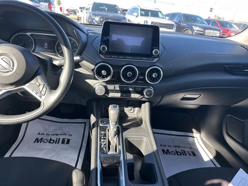 Used 2024 Nissan Sentra SV image 10