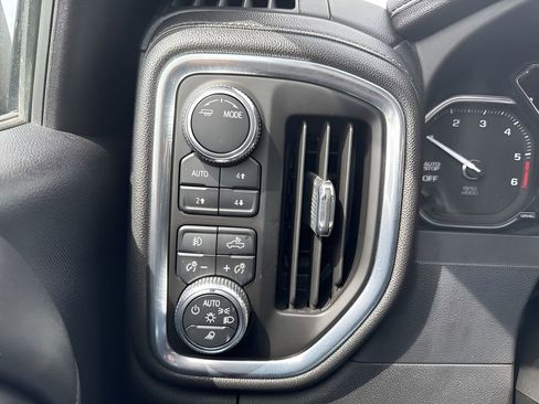 Used 2022 GMC Sierra 1500 Denali w/ Denali Premium Package AWD/4WD image 26