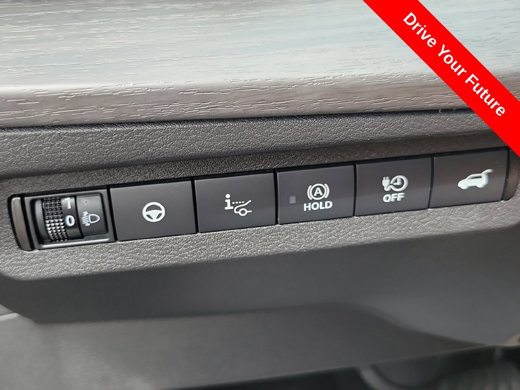 Used 2024 Nissan Ariya FWD image 17