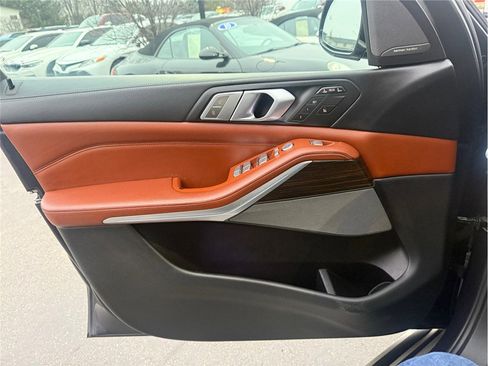 Used 2019 BMW X7 xDrive40i w/ Premium Package image 29