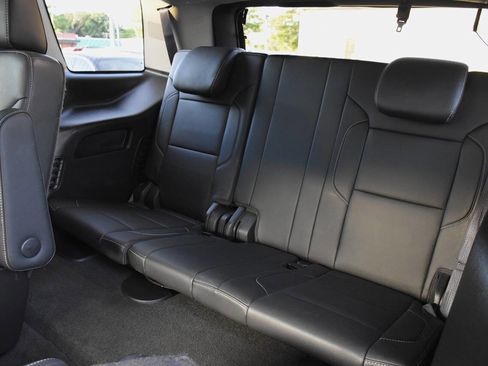 Used 2017 Chevrolet Tahoe LT w/ Luxury Package RWD image 14